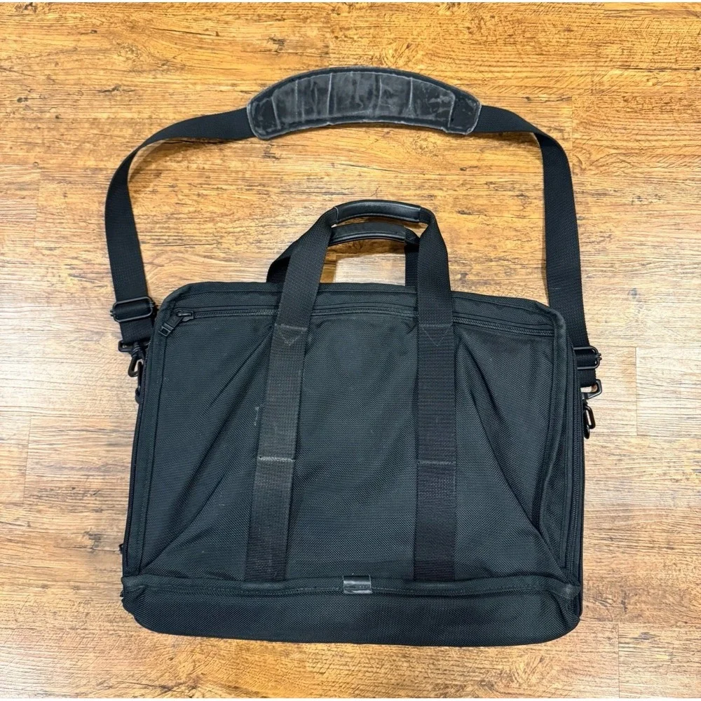 Tumi Black Alpha Ballistic Expandable Organizer Laptop Messenger Bag‎ Briefcase